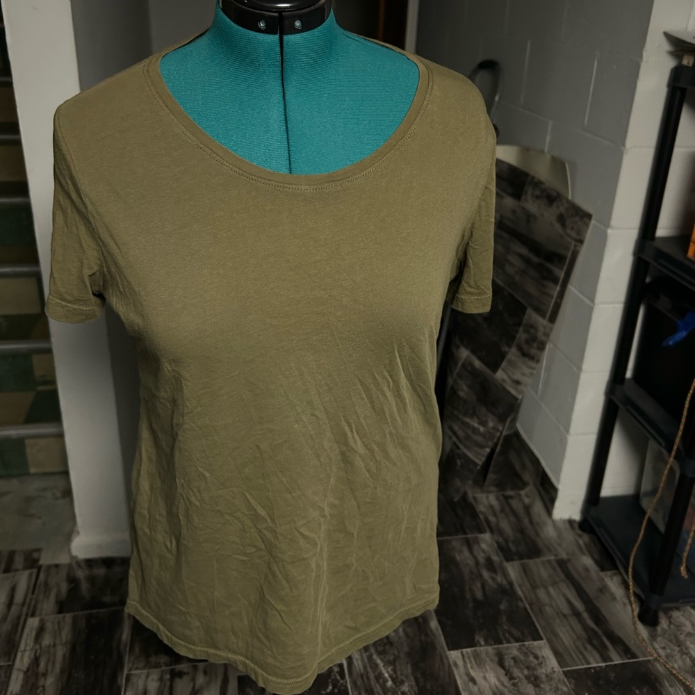 Duluth Trading Olive Green Short Sleeve Tee Womens Size Large